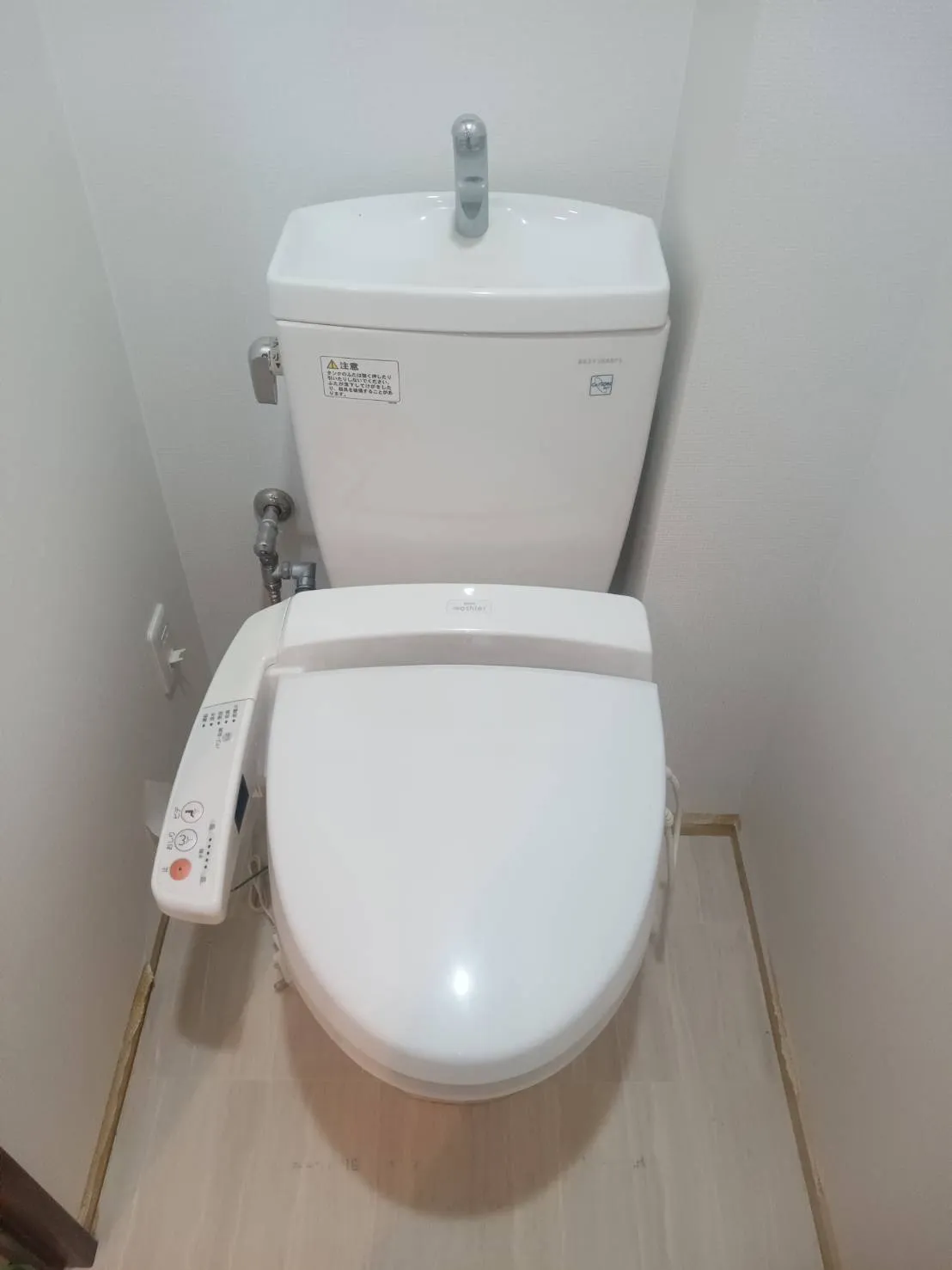 トイレの便器の交換前